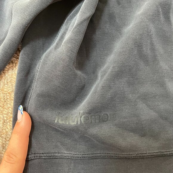 Lululemon Softstreme Perfectly Oversized Cropped Crew – Size 6 – Black - Picture 6 of 7